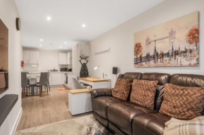 Jay Serene - Coventry Serviced Apartment
